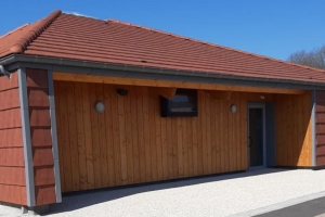 « A compter de ce 21 juillet, Yves SENNEQUIER devient l’unique gérant de la SARL Avallonnaise Espace Funéraire (AEF). Une entreprise qui a su moderniser ses infrastructures en capitalisant sur l’ergonomie et la modernité au funérarium de Sauvigny-le-Bois…au service des familles. ».