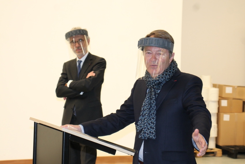 « Inquiet par les retombées négatives de la crise sanitaire sur les activités économiques de notre territoire, le président de la CCI de l’Yonne Alain PEREZ, à l’identique du préfet de l’Yonne Henri PREVOST, espère un retour au travail du plus grand nombre d’entreprises dès le 11 mai prochain… ».