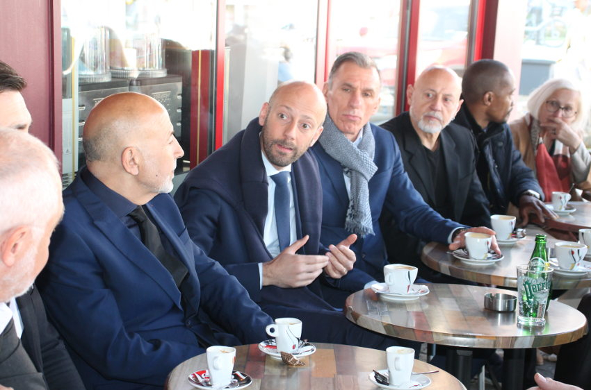 Stanislas GUERINI fait une pause « café » au Biarritz : le ministre rencontre les forces vives de « Renaissance 89 »