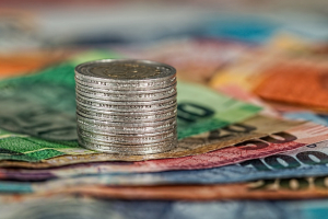 « La France dans le peloton de tête de la fraude fiscale ? Oui, incontestablement. En 2023, la fraude concernant les impôts directs et réclamés par le fisc s’élevait à 14 milliards d’euros. Sans compter la fraude sociale qui connaît un regain de croissance chaque année. La fraude, sport préféré de nos concitoyens, c’est sûr et certain à quelques mois des Jeux Olympiques de Paris ! ».