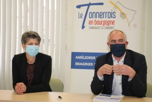 « Le projet expérimental proposé par la Région en faveur de l’agriculture se concrétise dans le Tonnerrois sous l’impulsion de la communauté de communes et de la Chambre d’Agriculture. Le concept « 360 ° Tonnerrois » offre une parade panoramique à la filière professionnelle de rebondir positivement pour l’avenir. Un projet validé par Anne JERUSALEM et Arnaud DELESTRE… ».